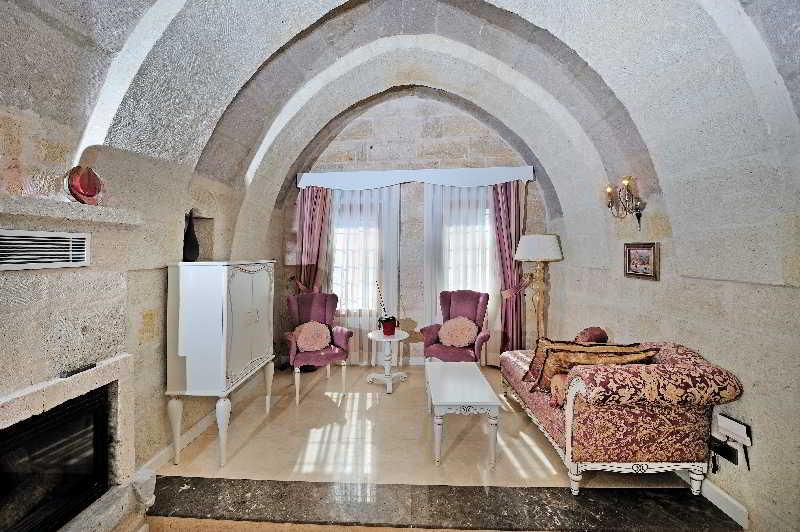 Anatelein Cave Hotel Uchisar Εξωτερικό φωτογραφία