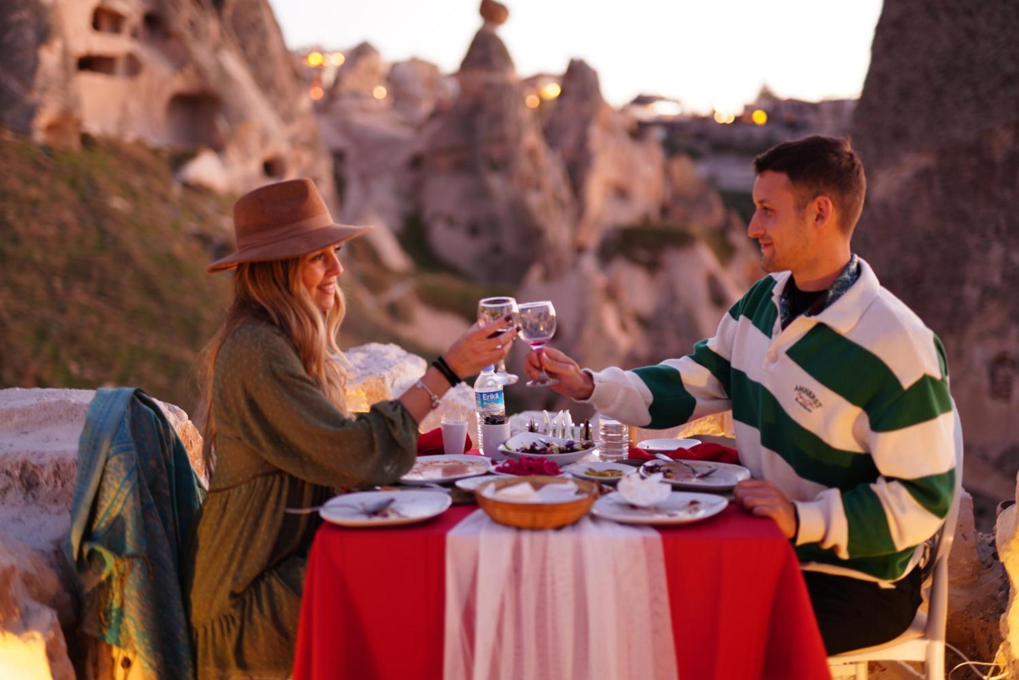 Anatelein Cave Hotel Uchisar Εξωτερικό φωτογραφία