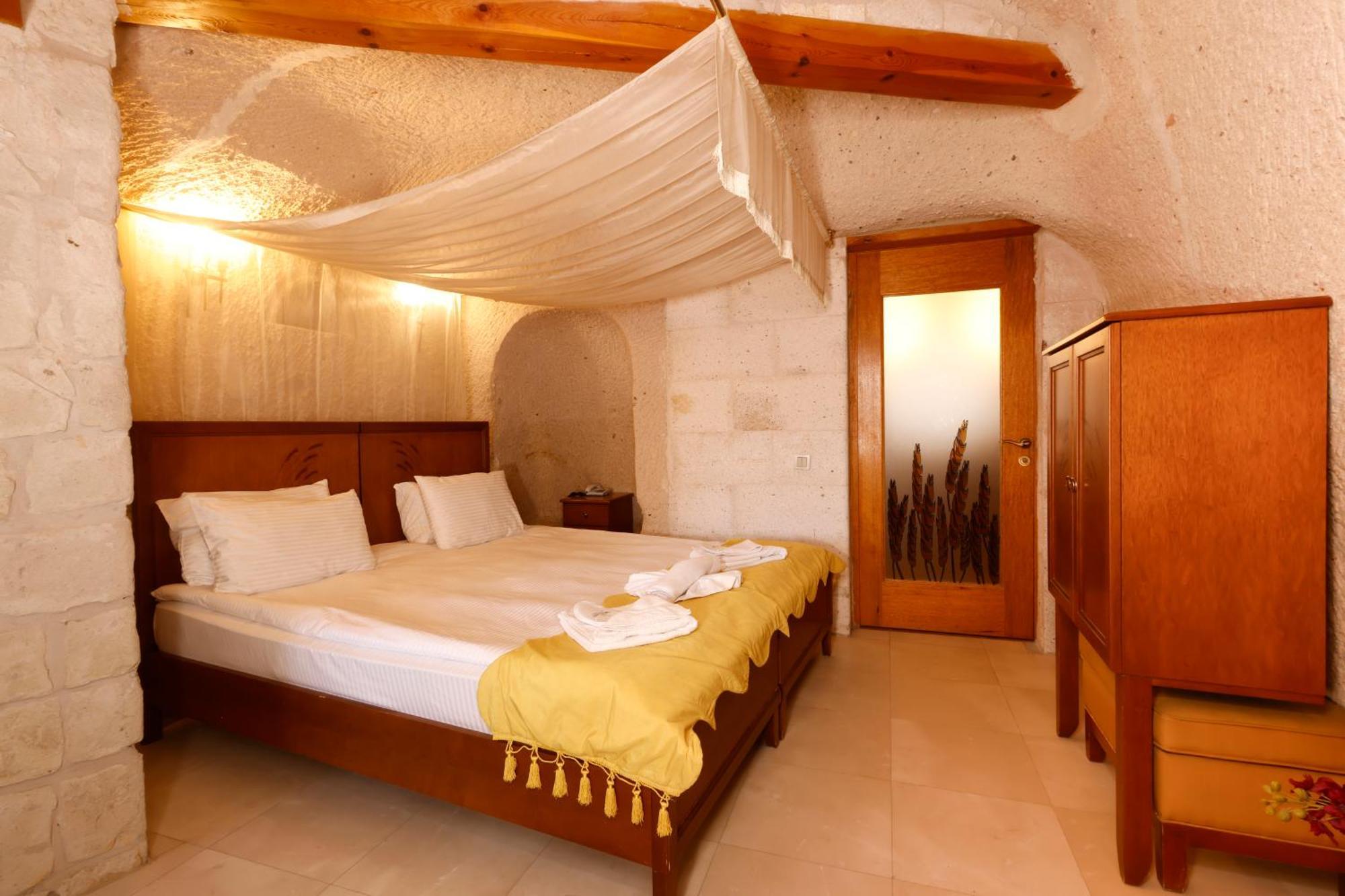 Anatelein Cave Hotel Uchisar Εξωτερικό φωτογραφία