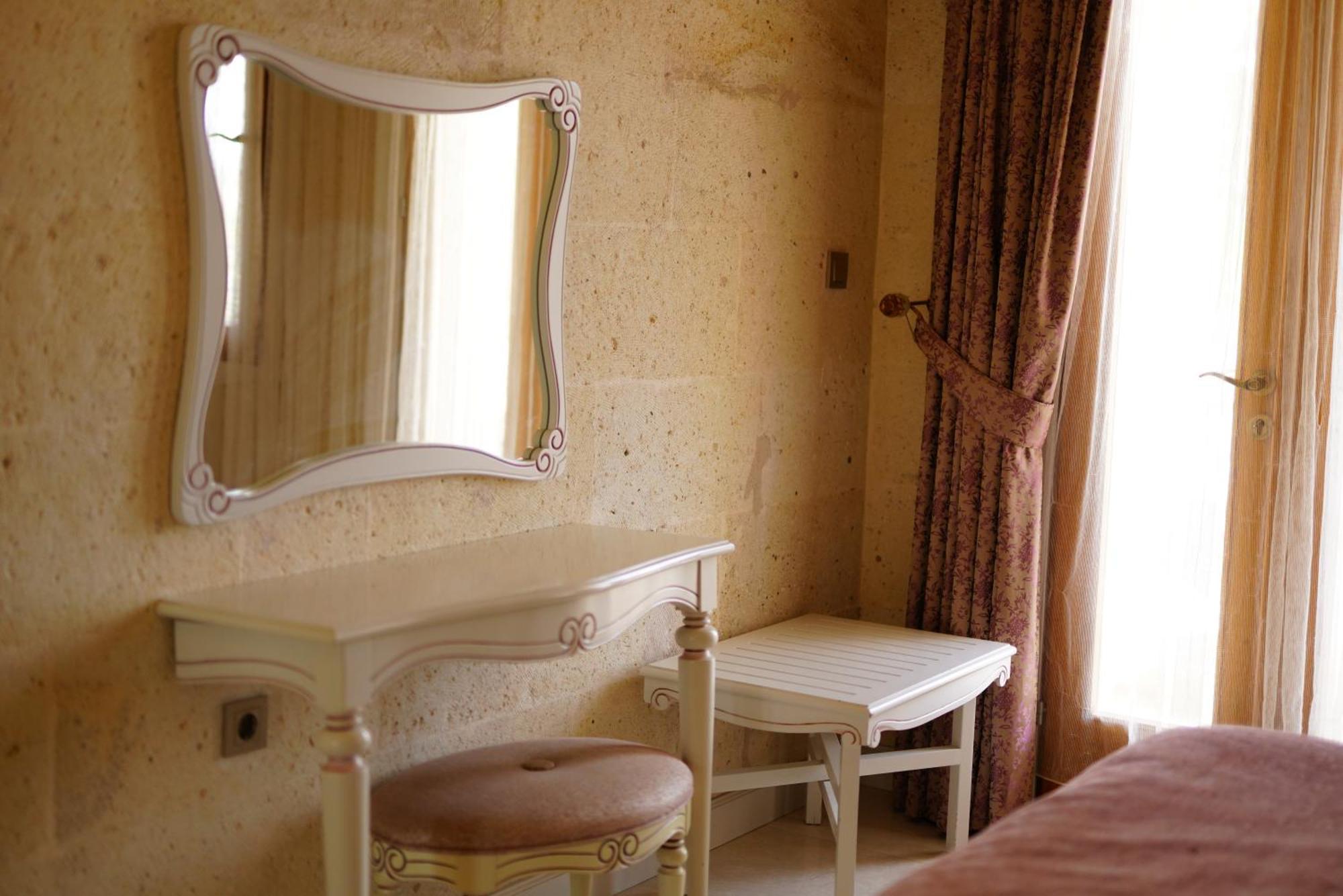 Anatelein Cave Hotel Uchisar Εξωτερικό φωτογραφία