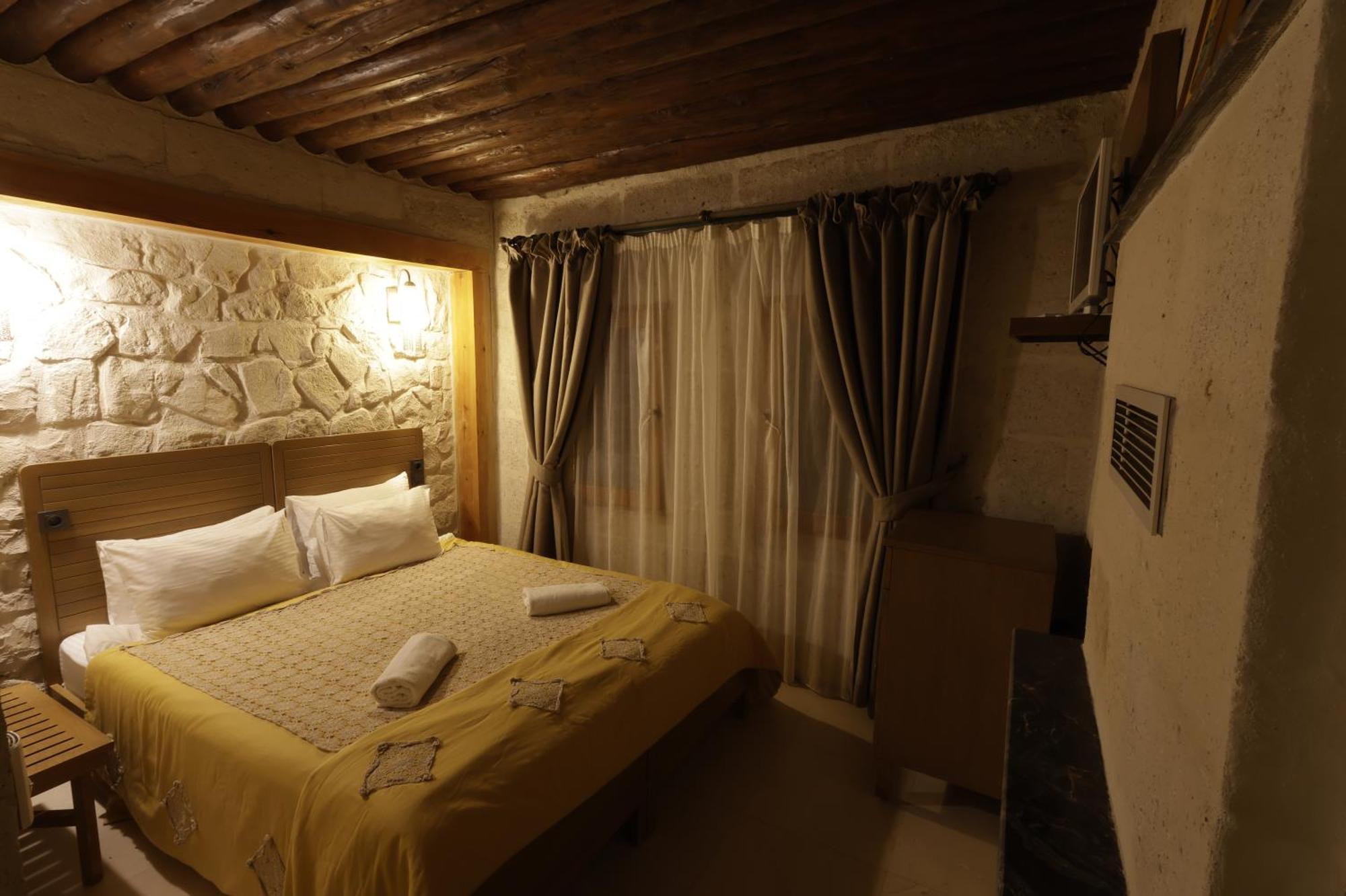 Anatelein Cave Hotel Uchisar Εξωτερικό φωτογραφία