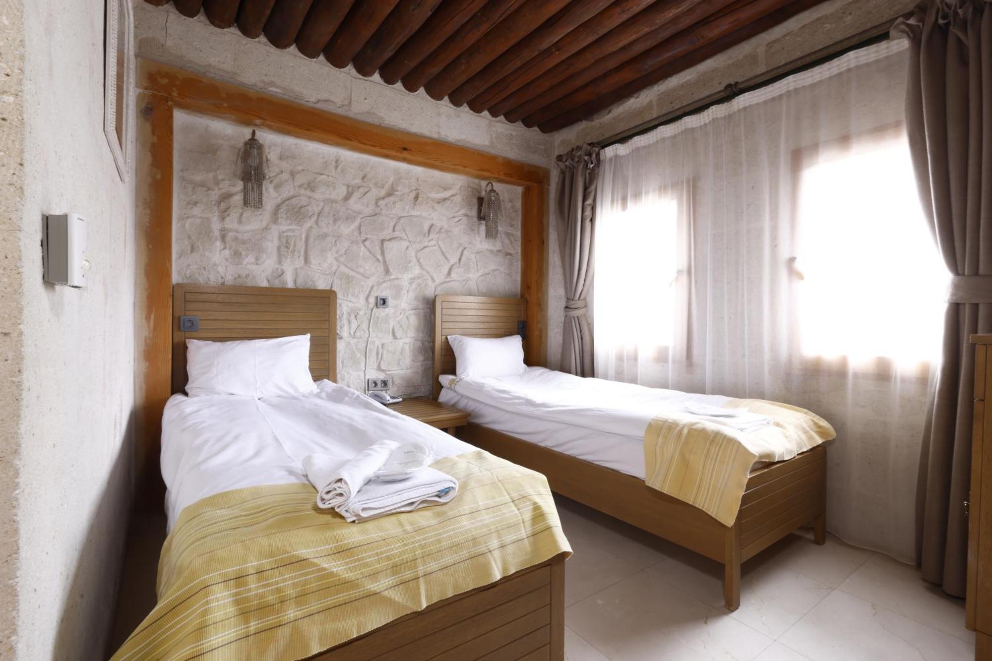 Anatelein Cave Hotel Uchisar Εξωτερικό φωτογραφία