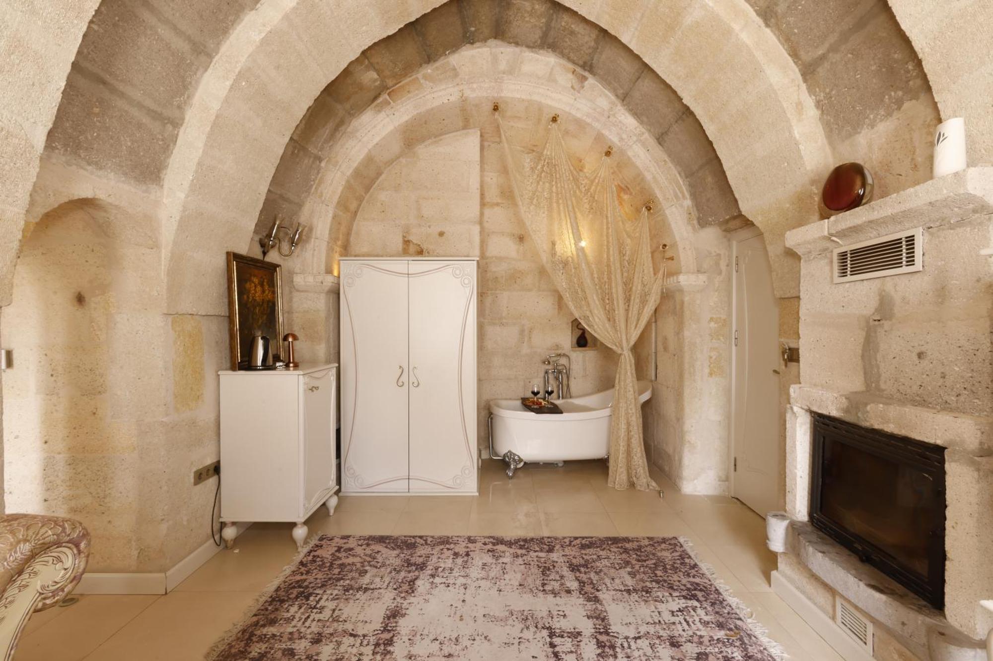 Anatelein Cave Hotel Uchisar Εξωτερικό φωτογραφία