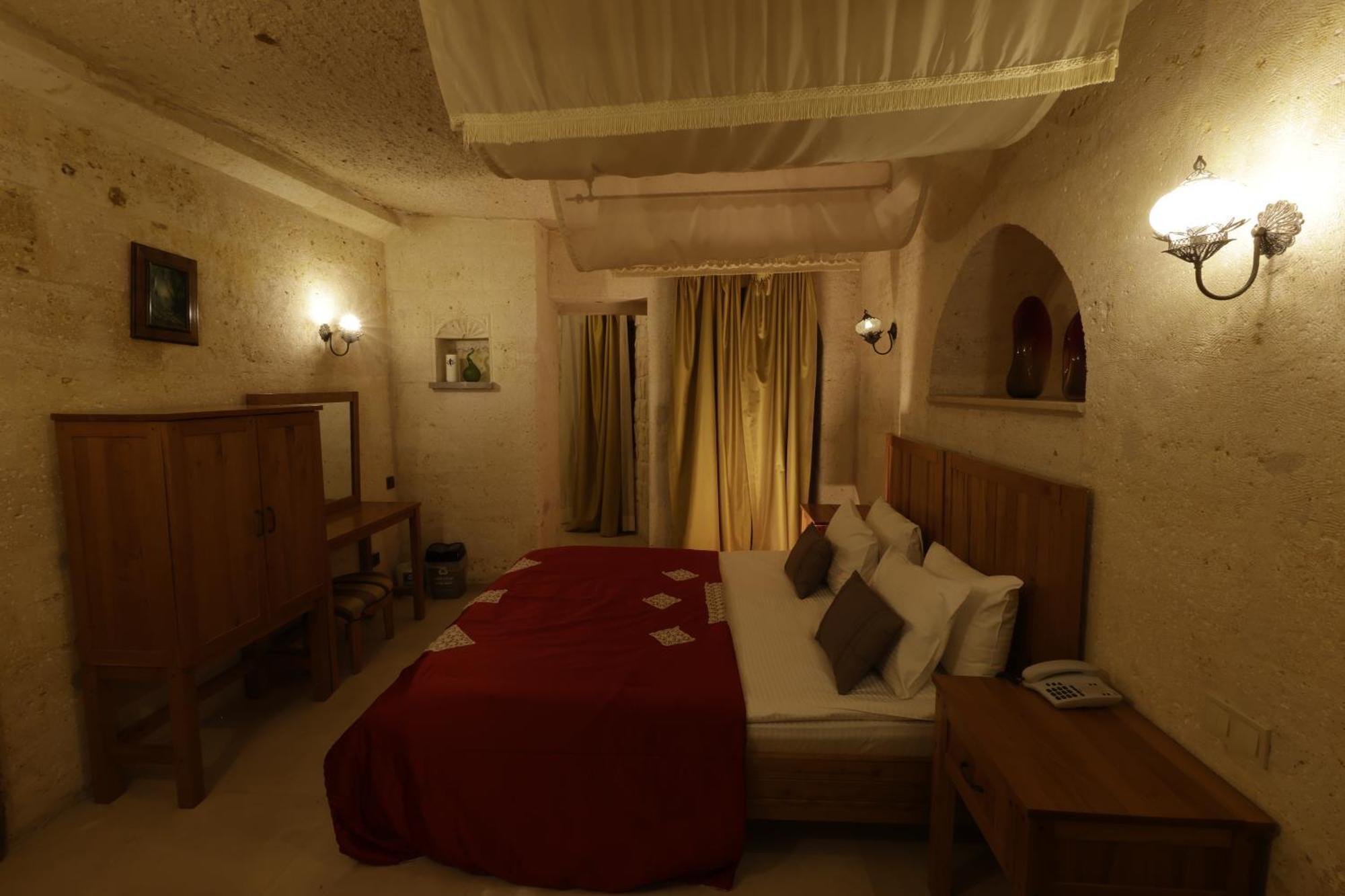 Anatelein Cave Hotel Uchisar Εξωτερικό φωτογραφία