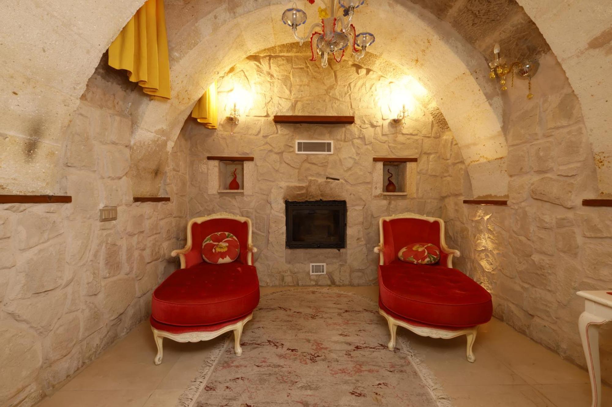 Anatelein Cave Hotel Uchisar Εξωτερικό φωτογραφία